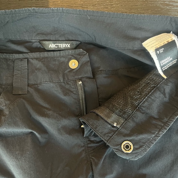 Arc’teryx woman’s hiking cargo pants - Picture 5 of 8